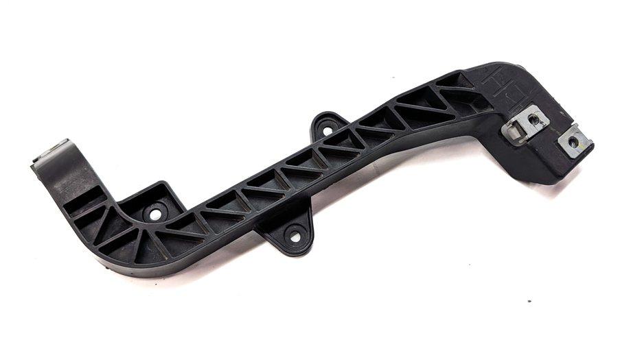 Thumbnail 3: 2013 MERCEDES GL550 (X166) 4.6L (278.928) ENGINE RADIATOR SUPPORT BRACKET SET/2