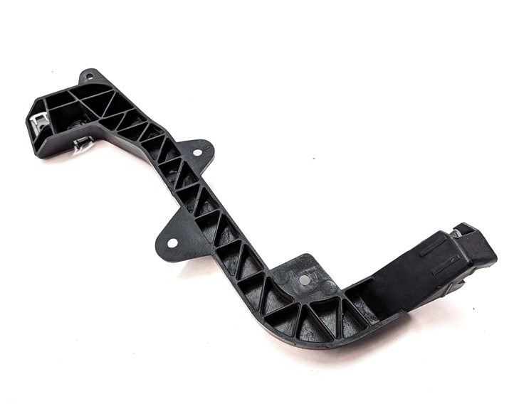 Thumbnail 5: 2013 MERCEDES GL550 (X166) 4.6L (278.928) ENGINE RADIATOR SUPPORT BRACKET SET/2