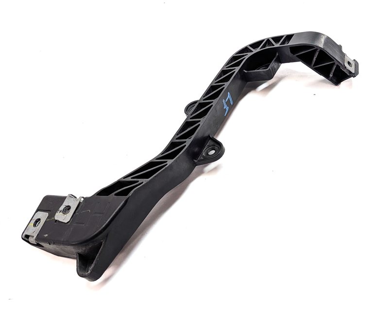 Thumbnail 6: 2013 MERCEDES GL550 (X166) 4.6L (278.928) ENGINE RADIATOR SUPPORT BRACKET SET/2