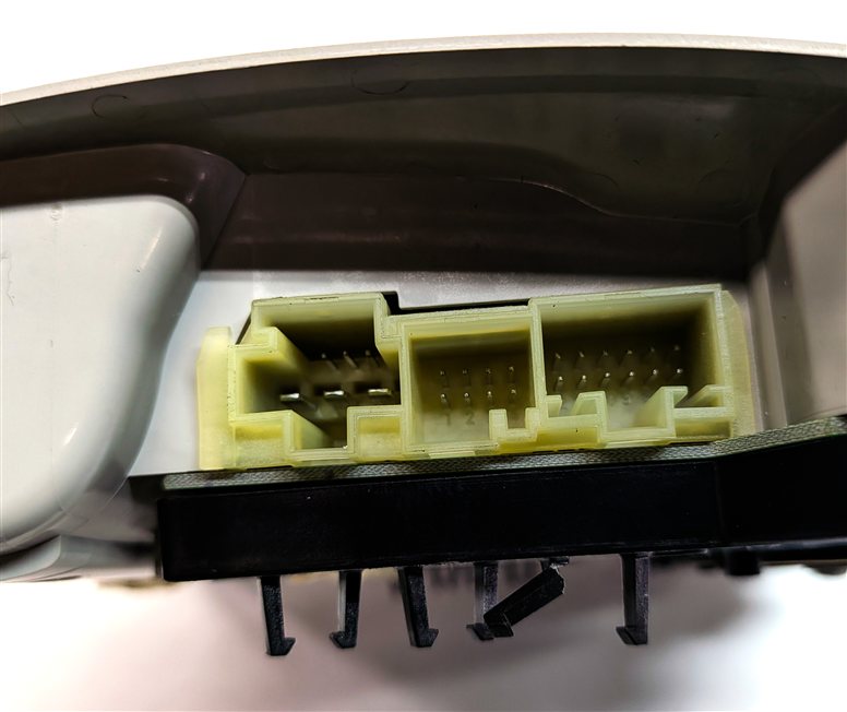 Thumbnail 10: 2013 MERCEDES GL550 (X166) FRONT INTERIOR OVERHEAD DOME MAP READING LIGHT LAMP