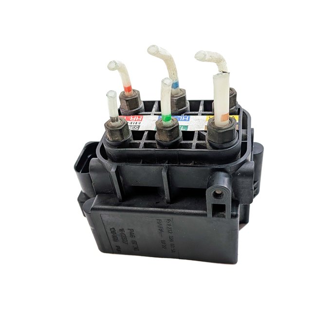 Thumbnail 5: 2013 MERCEDES GL550 (X166) AIR SUSPENSION CONTROL VALVE BLOCK