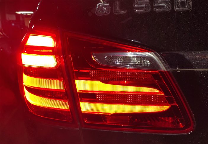 Thumbnail 2: 13-16 MERCEDES GL350 GL450 GL550 (X166) LEFT DRIVER INNER TAILLIGHT LIGHT LAMP