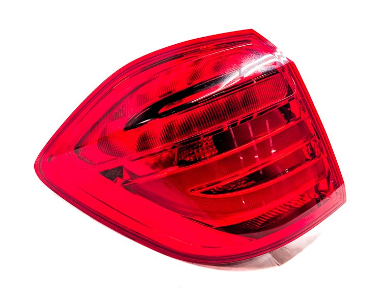 13-16 MERCEDES GL (X166) REAR LEFT DRIVER OUTER TAILLIGHT BRAKE LIGHT LAMP