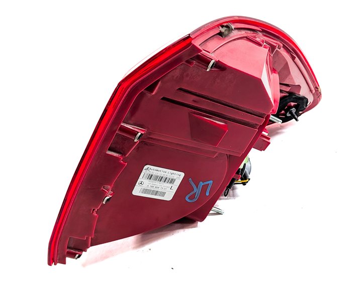 Thumbnail 4: 13-16 MERCEDES GL (X166) REAR LEFT DRIVER OUTER TAILLIGHT BRAKE LIGHT LAMP