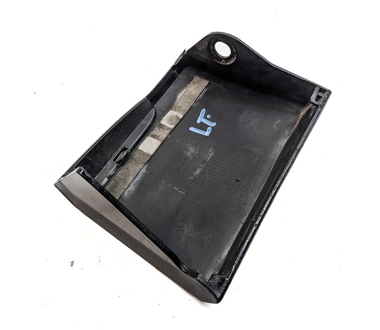 Thumbnail 5: 2013 AUDI Q5 (B8 8R) FRONT LEFT DRIVER LOWER FENDER TRIM MOULDING (Black)