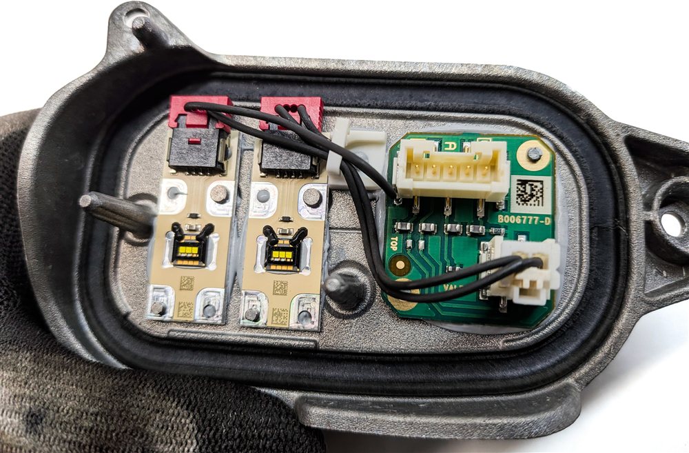 Thumbnail 5: 2013 AUDI Q5 (B8 8R) FRONT RIGHT PASSENGER DRL DAYTIME RUNNING LIGHT MODULE