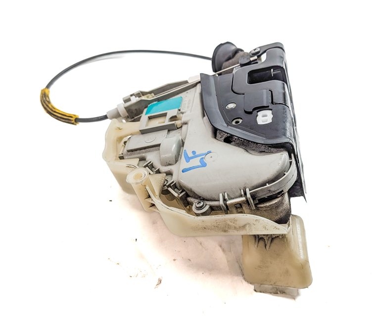 10-23 PORSCHE AUDI A4 A5 A6 A7 A8 Q3 Q5 Q7 TT FRONT LEFT DRIVER DOOR LATCH