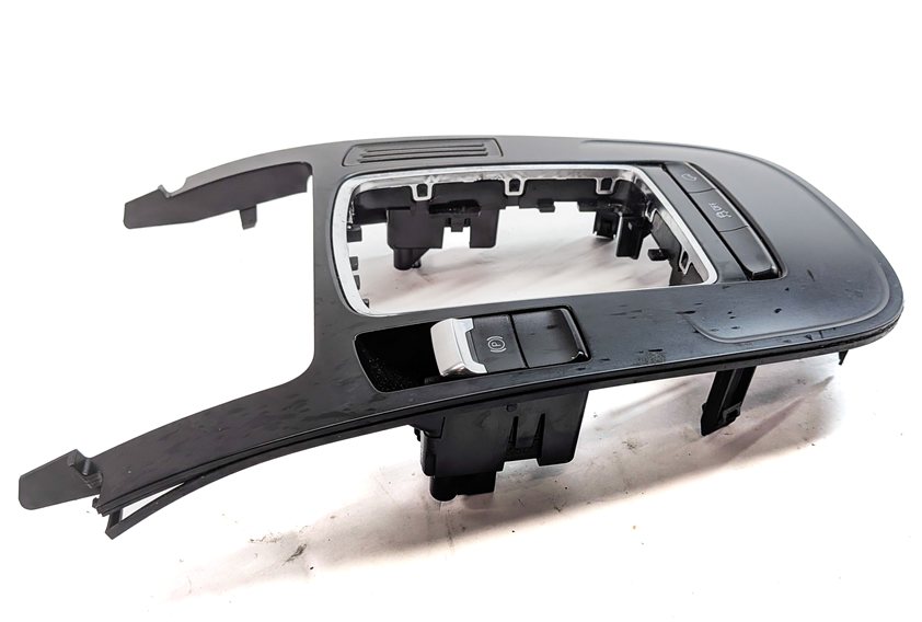 Thumbnail 3: 2013 AUDI Q5 (B8 8R) FRONT CENTER CONSOLE A/T SHIFT SHIFTER TRIM PANEL