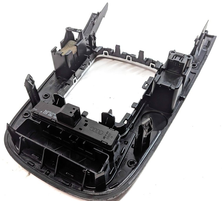 Thumbnail 7: 2013 AUDI Q5 (B8 8R) FRONT CENTER CONSOLE A/T SHIFT SHIFTER TRIM PANEL
