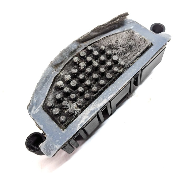 Thumbnail 5: 13-17 AUDI A4 S4 A5 S5 Q5 (B8 8K 8T 8R) FRONT HEATER A/C BLOWER MOTOR RESISTOR