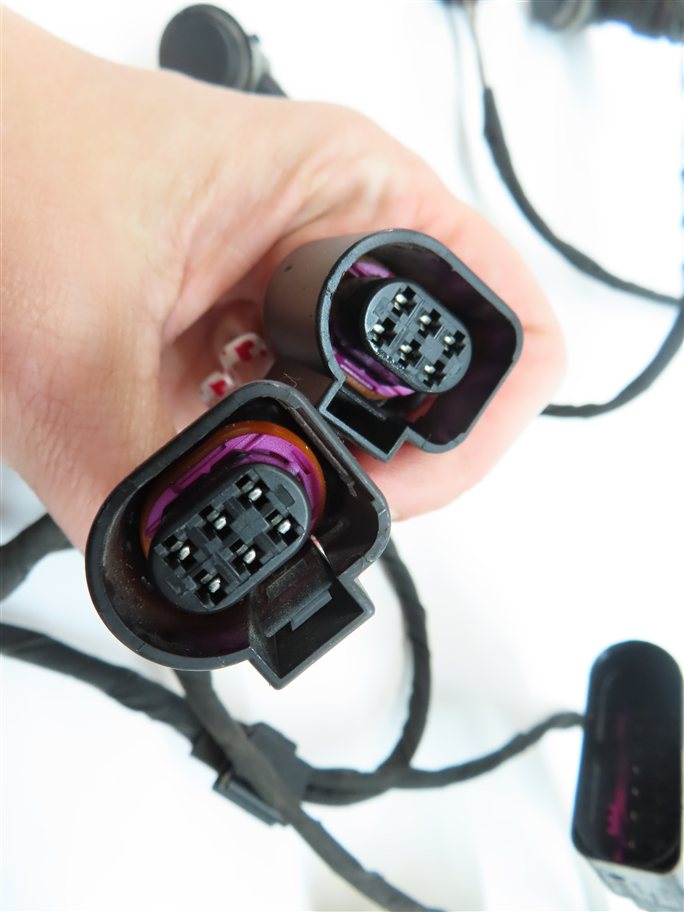 Thumbnail 6: 2011 AUDI Q7 (4L) REAR PARK ASSIST PDC DISTANCE CONTROL SENSOR SET/4 (Black)
