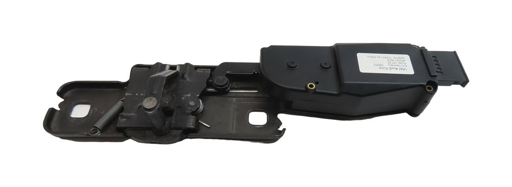 Thumbnail 2: 2011 AUDI Q7 (4L) REAR TRUNK LIFTGATE HATCH LID LOCK LATCH STRIKER PLATE