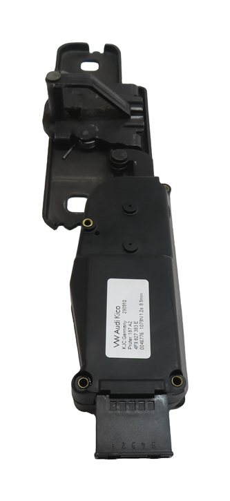 Thumbnail 3: 2011 AUDI Q7 (4L) REAR TRUNK LIFTGATE HATCH LID LOCK LATCH STRIKER PLATE