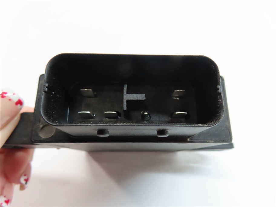 Thumbnail 6: 2011 AUDI Q7 (4L) 3.0L DIESEL (CATA) ENGINE FUEL PUMP CONTROL MODULE