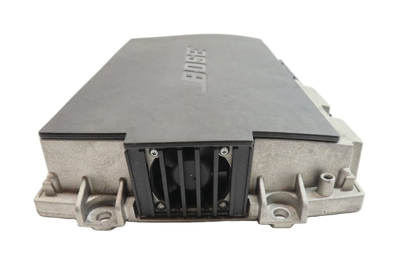 Thumbnail 5: 2010-2012 AUDI Q7 (4L) BOSE AUDIO AMP AMPLIFIER (4L0035223F / 4L0035223G)