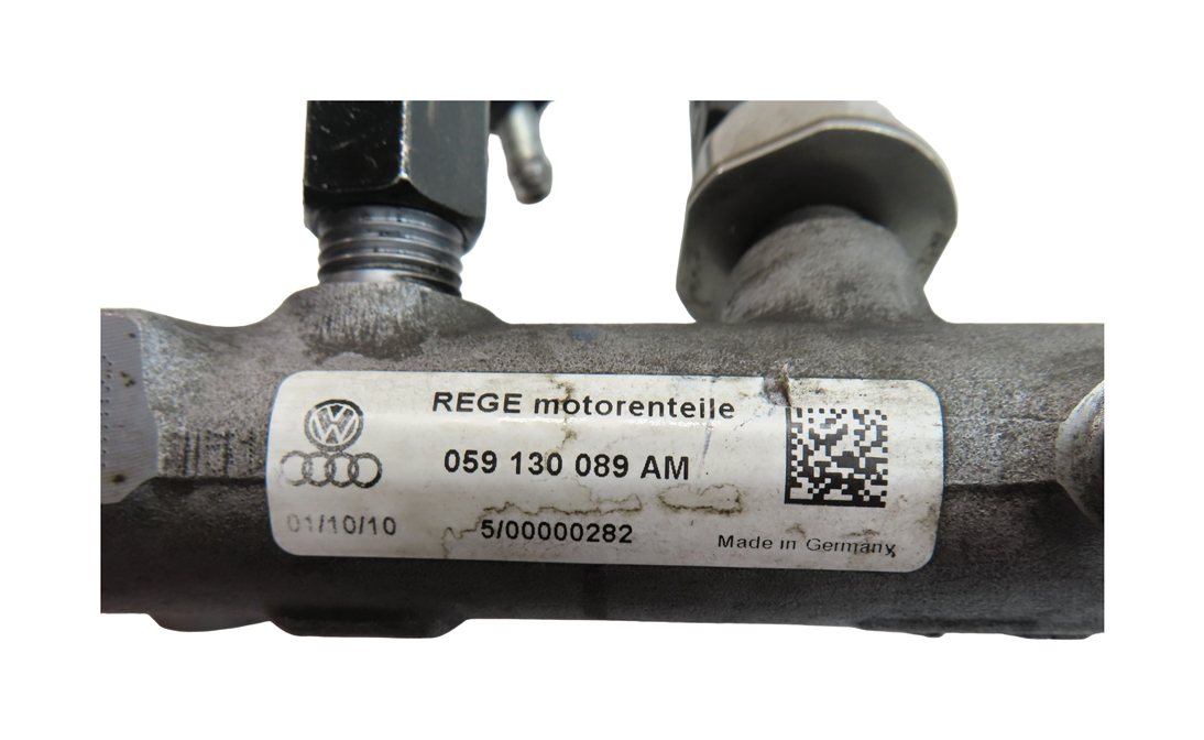 Thumbnail 7: 2011 AUDI Q7 (4L) 3.0L DIESEL (CATA) LEFT ENGINE FUEL INJECTOR RAIL w/LINES