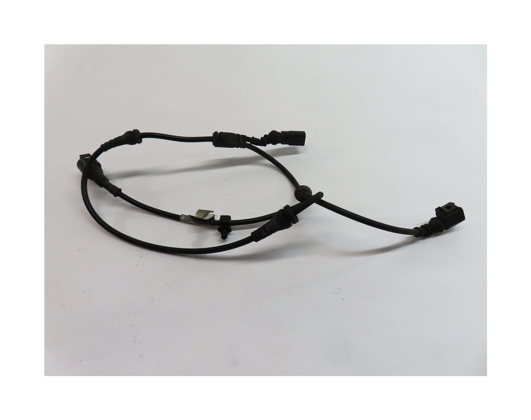 Thumbnail 2: 2011 AUDI Q7 (4L) FRONT RIGHT PASSENGER WHEEL SPEED SENSOR w/ WIRE HARNESS