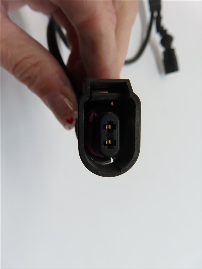 Thumbnail 4: 2011 AUDI Q7 (4L) FRONT RIGHT PASSENGER WHEEL SPEED SENSOR w/ WIRE HARNESS