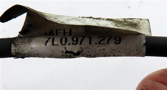 Thumbnail 6: 2011 AUDI Q7 (4L) FRONT LEFT DRIVER WHEEL SPEED SENSOR w/ WIRE HARNESS