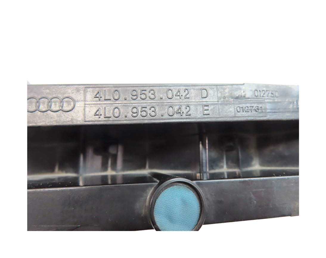 Thumbnail 8: 2010-2015 AUDI Q7 (4L) FRONT RIGHT PASSENGER TURN SIGNAL MARKER LIGHT LAMP (LED)