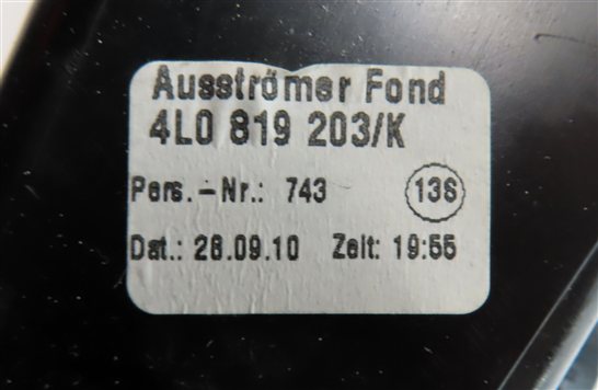 Thumbnail 10: 2011 AUDI Q7 (4L) REAR CENTER CONSOLE HEAT AIR AC HVAC DUAL VENT (Black)