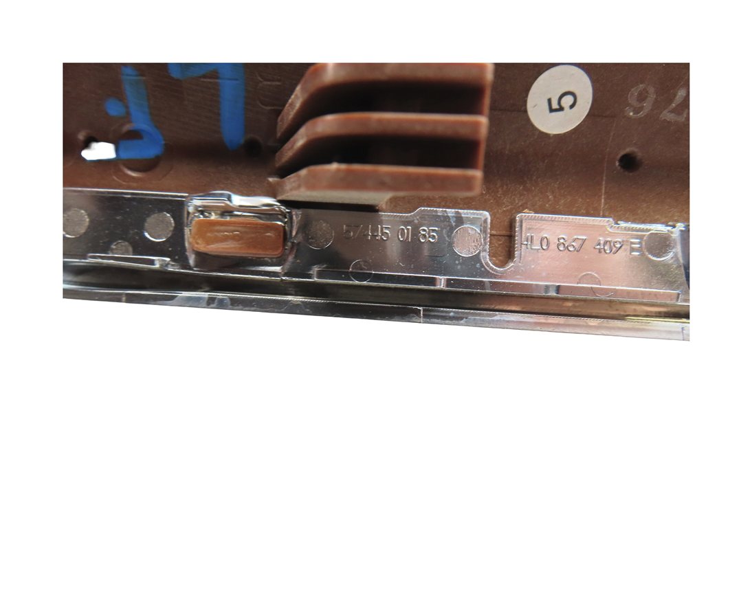 Thumbnail 19: 2011 AUDI Q7 (4L) INTERIOR DASH DOOR CENTER CONSOLE WOOD TRIM SET/6 (Walnut)