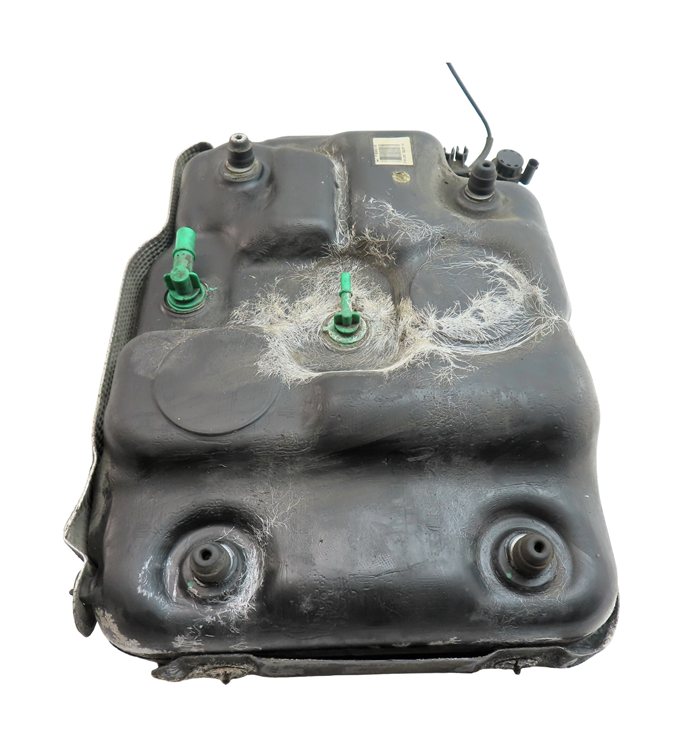Thumbnail 2: 2011 AUDI Q7 (4L) 3.0L DIESEL (CATA) ENGINE PASSIVE DEF FLUID RESERVOIR TANK