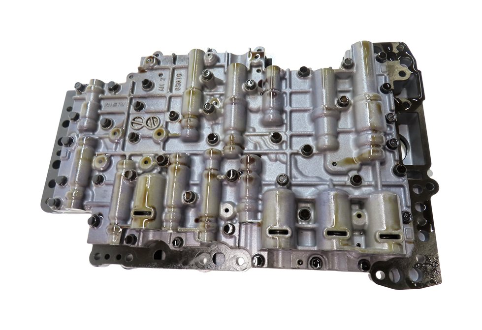Thumbnail 8: 11-12 VW TOUAREG / AUDI Q7 (4L) DIESEL 8-SPD MHC AUTO TRANSMISSION VALVE BODY