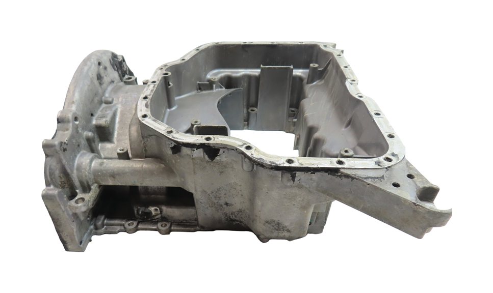 Thumbnail 3: 2009-2014 VW TOUAREG AUDI Q7 (4L) 3.0L TDI DIESEL ENGINE UPPER OIL PAN