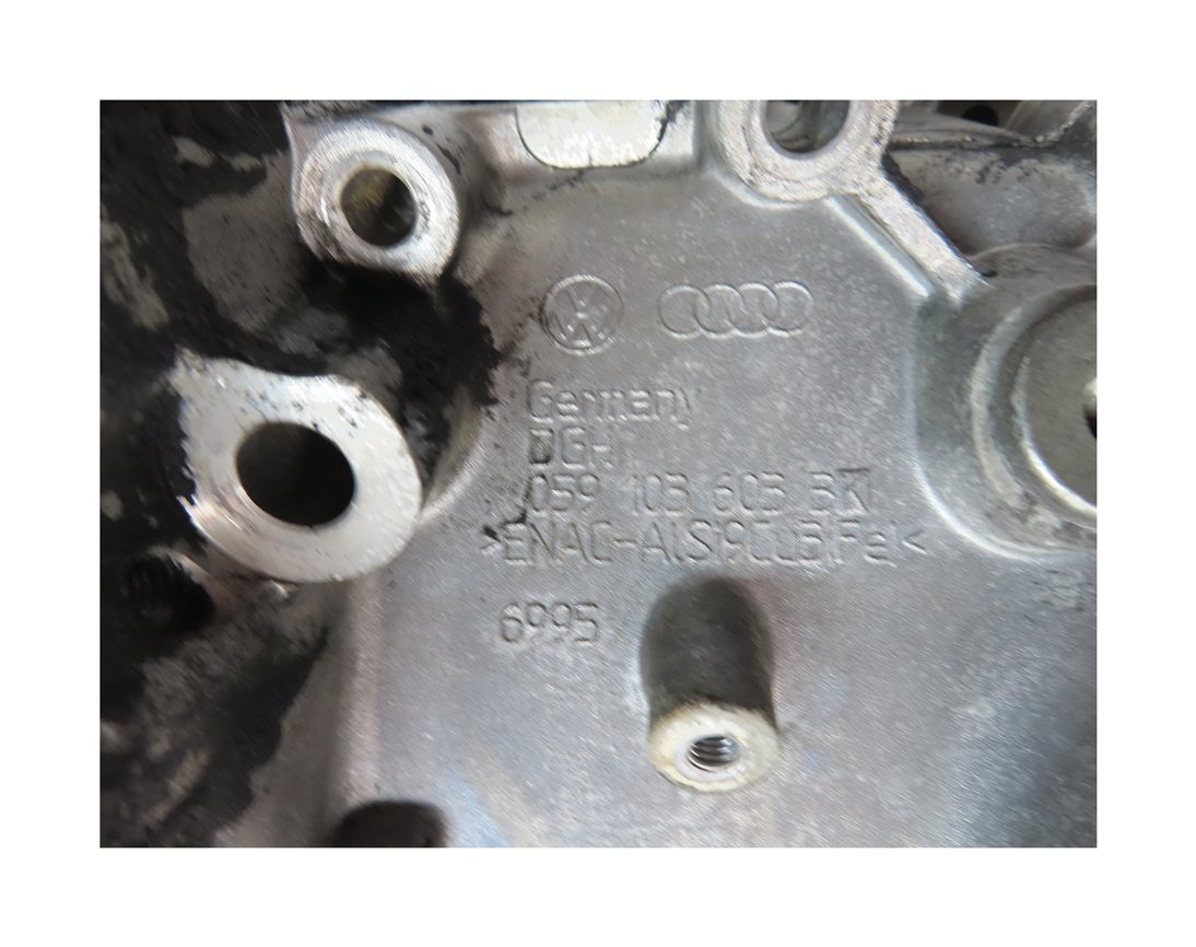 Thumbnail 7: 2009-2014 VW TOUAREG AUDI Q7 (4L) 3.0L TDI DIESEL ENGINE UPPER OIL PAN