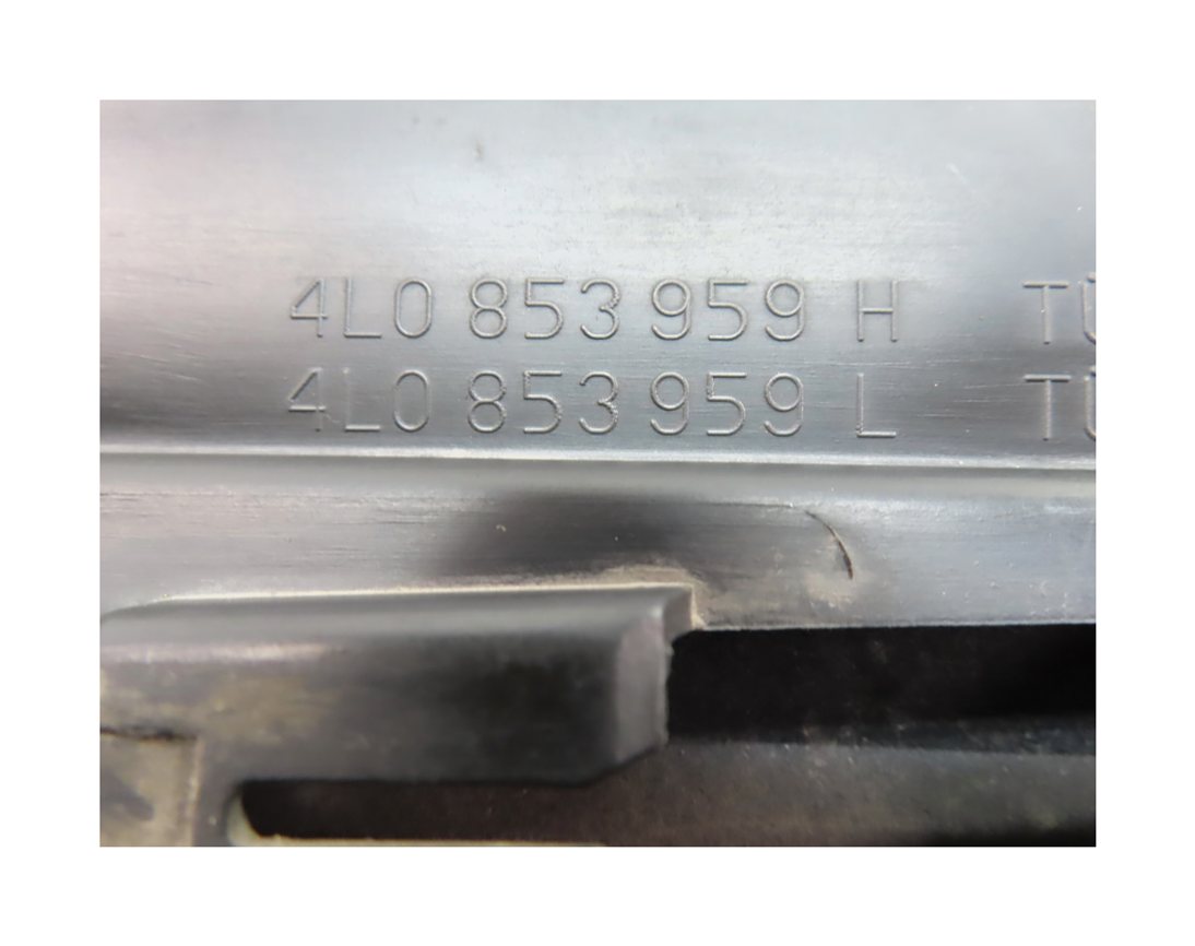 Thumbnail 6: 10-15 AUDI Q7 4L FRONT LEFT DRIVER LOWER DOOR TRIM MOULDING w/out SLINE (BLACK)