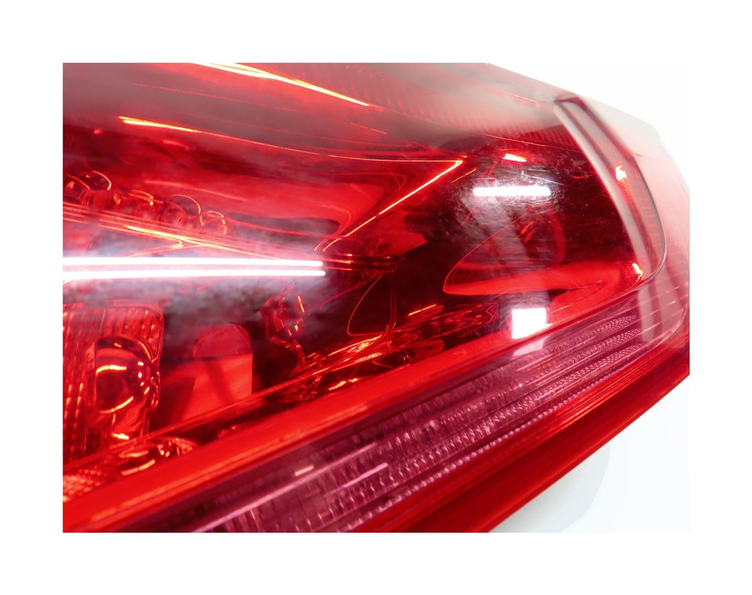 Thumbnail 11: 2010-2015 AUDI Q7 (4L) REAR RIGHT PASSENGER TAILLIGHT BRAKE LIGHT LAMP (LED)