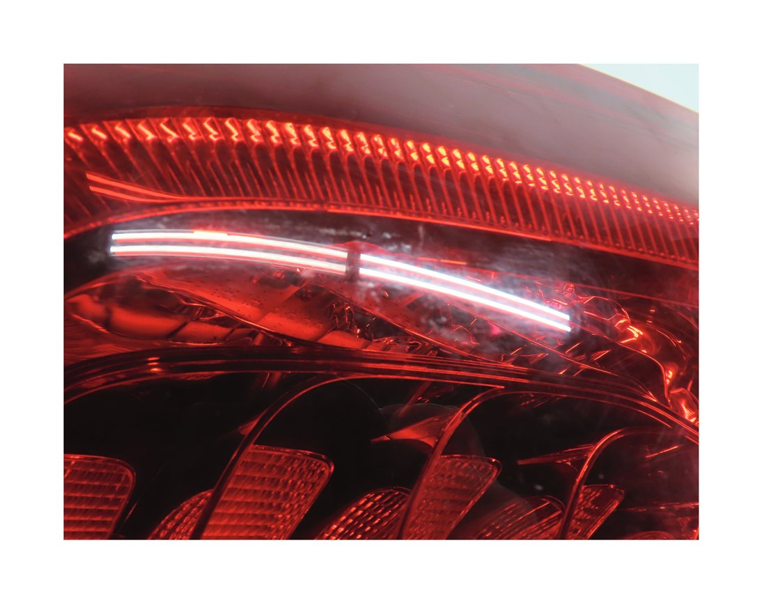 Thumbnail 12: 2010-2015 AUDI Q7 (4L) REAR RIGHT PASSENGER TAILLIGHT BRAKE LIGHT LAMP (LED)