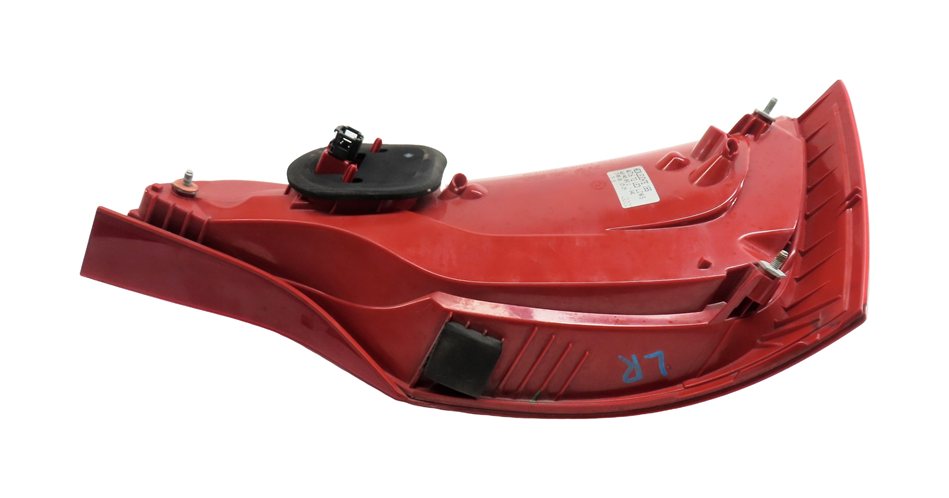 Thumbnail 7: 2010-2015 AUDI Q7 (4L) REAR LEFT DRIVER TAILLIGHT BRAKE LIGHT LAMP (LED)