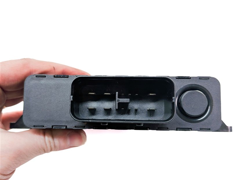 Thumbnail 4: 2011 PORSCHE PANAMERA (970) 3.6L M46.20 ENGINE VOLTAGE CONVERTER CONTROL MODULE