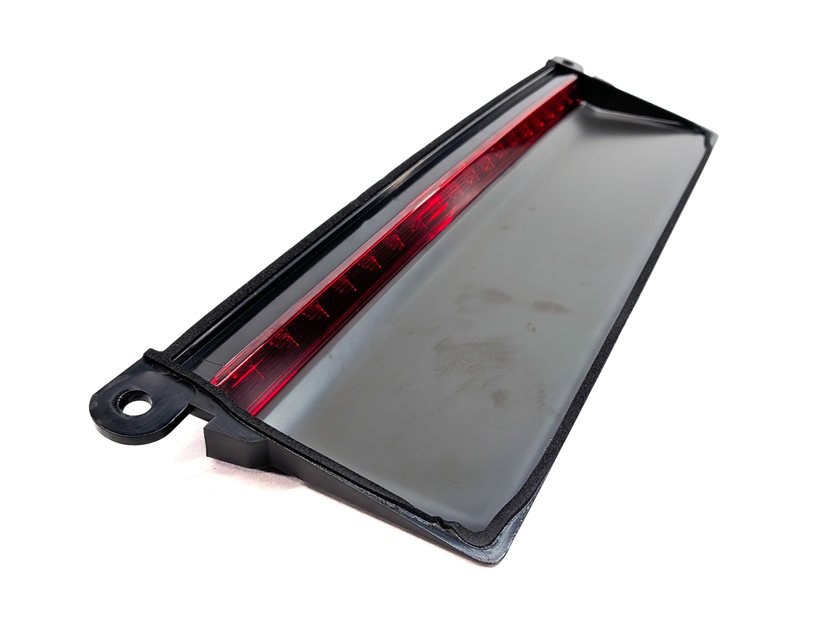 Thumbnail 3: 2011 PORSCHE PANAMERA (970) REAR UPPER THIRD 3RD BRAKE STOP LIGHT LAMP