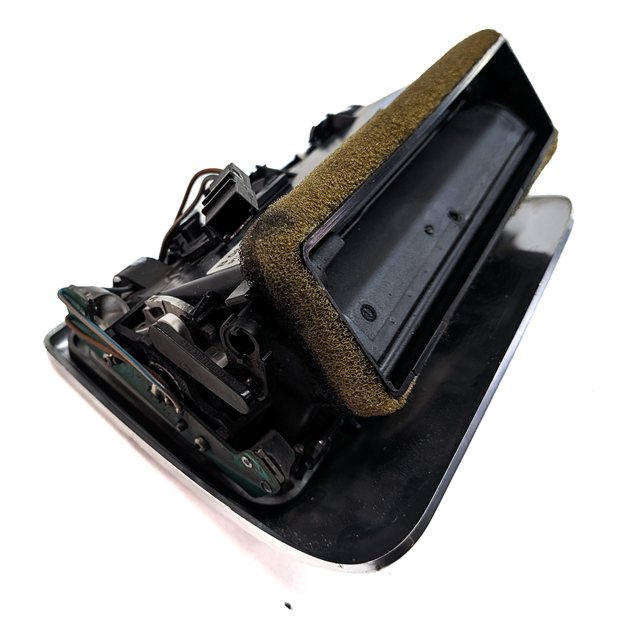 Thumbnail 5: 2011 PORSCHE PANAMERA (970) REAR RIGHT HEAT AIR AC HVAC VENT (Black)