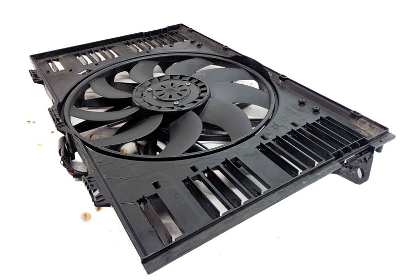 Thumbnail 5: 2010-2016 PORSCHE PANAMERA (970 G1) 3.0L 3.6L 4.8L RADIATOR COOLING FAN ASSEMBLY