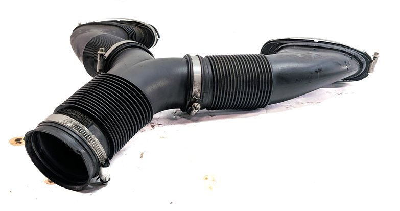Thumbnail 5: 2011 PORSCHE PANAMERA (970) 3.6L (M46.20) ENGINE AIR INTAKE Y HOSE PIPE DUCT