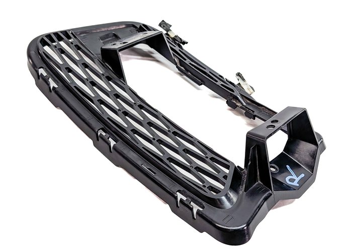 Thumbnail 3: 2014-2017 RANGE ROVER SPORT (L494) RIGHT FRONT PASSENGER FOGLIGHT GRILLE TRIM
