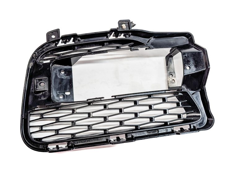 Thumbnail 2: 2014-2017 RANGE ROVER SPORT (L494) LEFT FRONT DRIVER FOGLIGHT GRILLE TRIM