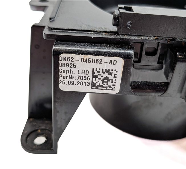 Thumbnail 7: 2014 RANGE ROVER SPORT (L494) FRONT CENTER CONSOLE CUPHOLDER w/ 12V POWER SOCKET