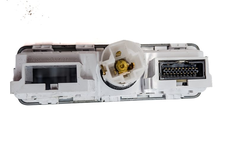 Thumbnail 3: 2014 RANGE ROVER SPORT (L494) AUXILIARY AUX IN INPUT USB 12V POWER SOCKET PANEL