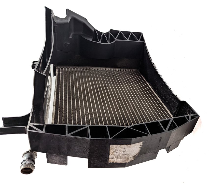 Thumbnail 4: 13-20 ROVER SPORT DISCOVERY (L405 L462 L494) RIGHT AUXILIARY RADIATOR & BRACKET