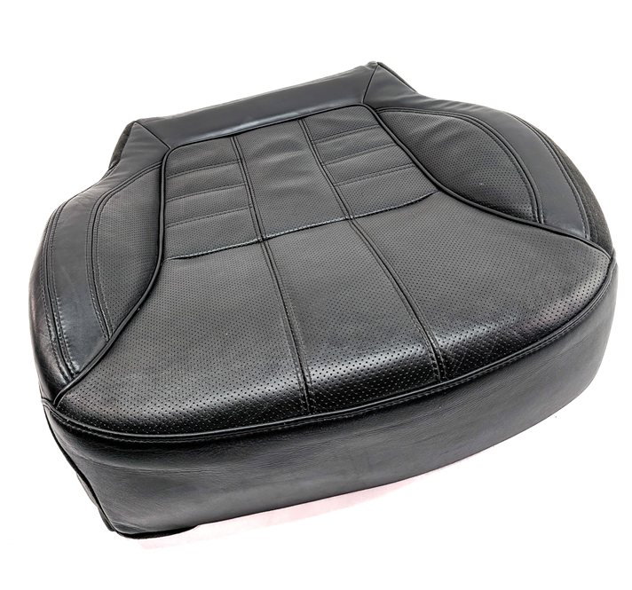 Thumbnail 1: 2014 RANGE ROVER SPORT (L494) FRONT RIGHT MEMORY HEAT VENT LOWER CUSHION (Black)