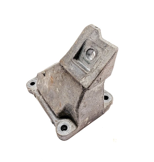 2014 RANGE ROVER SPORT (L494) 5.0L SUPER (AJ133) LEFT ENGINE MOTOR MOUNT BRACKET
