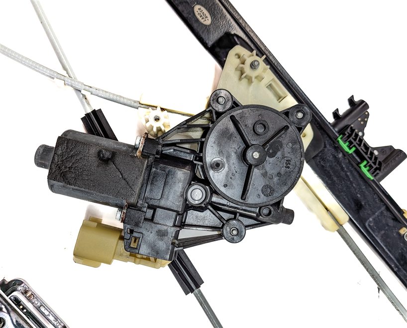 Thumbnail 7: 2014-2020 RANGE ROVER SPORT (L494) REAR LEFT DOOR WINDOW REGULATOR w/MOTOR