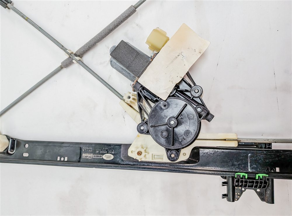 Thumbnail 7: 14-20 RANGE ROVER SPORT (L494) FRONT RIGHT PASSENGER WINDOW REGULATOR w/ MOTOR
