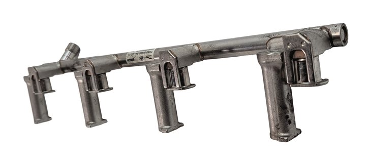 Thumbnail 7: 2014 RANGE ROVER SPORT (L494) 5.0L SUPER (AJ133) ENGINE FUEL INJECTOR RAIL SET/2