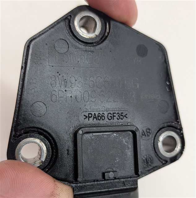 Thumbnail 6: 2014 RANGE ROVER SPORT (L494) 5.0L SUPER ENGINE MOTOR OIL FLUID LEVEL SENSOR